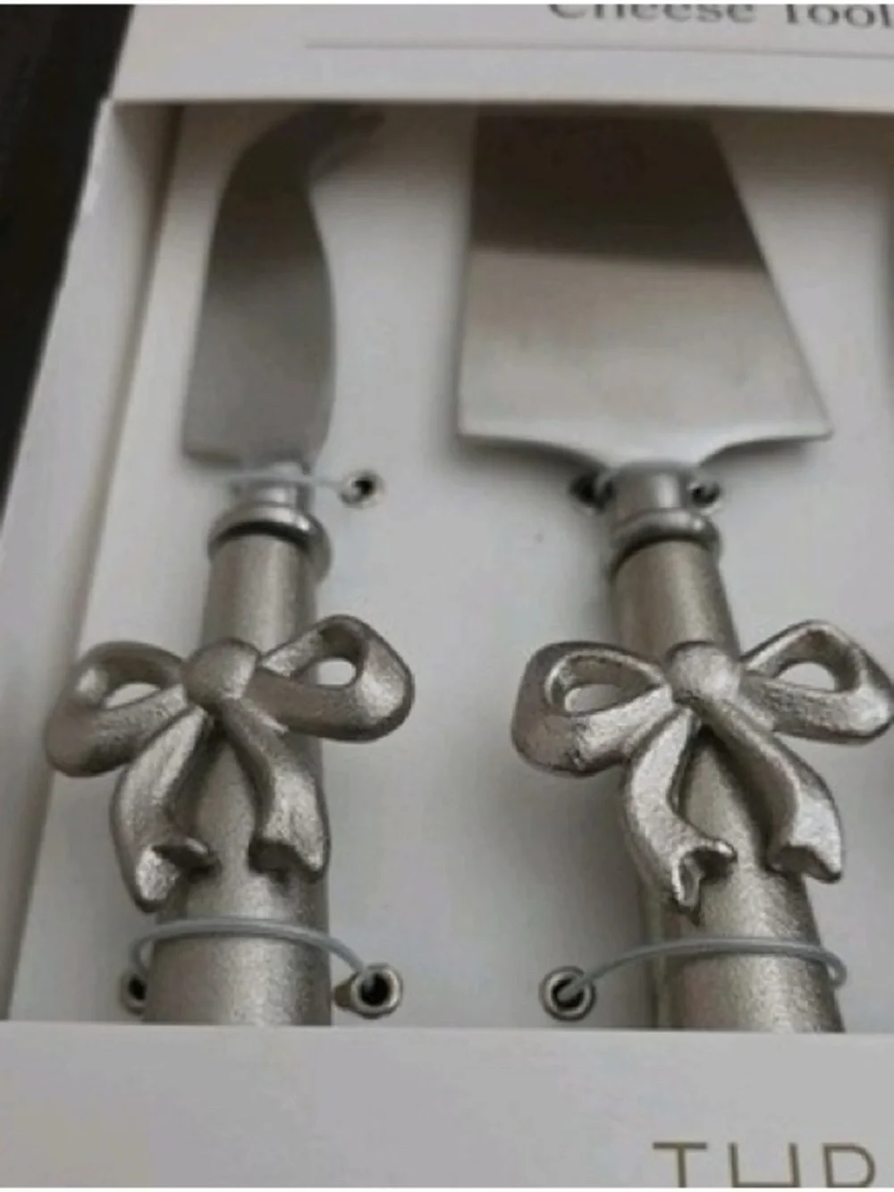 Threshold Silver Bow 4pc Cheese Tool Set Charcuterie